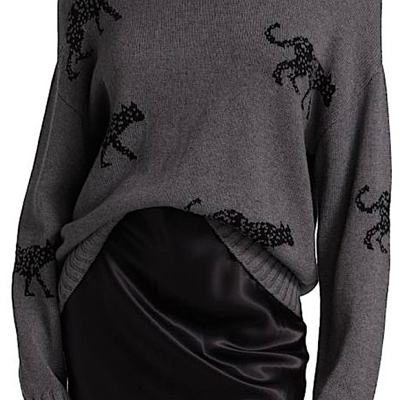 RAILS PERCI SWEATER - JUNGLE CAT
ASH GRAY - SIZE SMALL
95% COTTON /5% CASHMERE - Picture 7 of 11